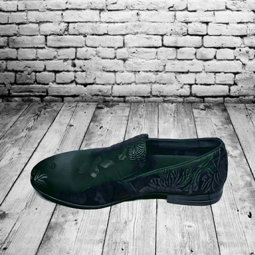 NEW Aldo Women US 7.5 Black Floral Flats Damask Fa - Picture 2 of 5